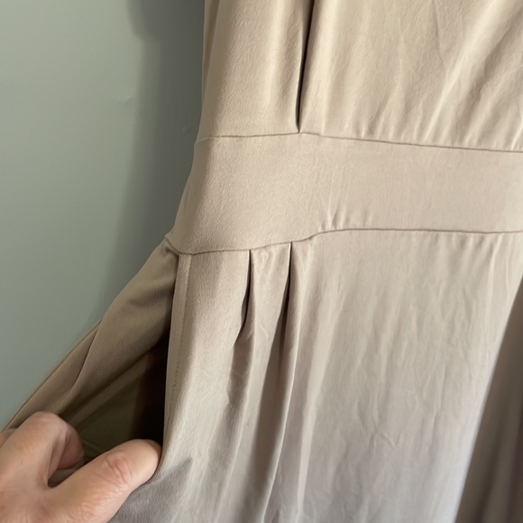Zenana tan dress with pockets and tie back size XL - Picture 3 of 5